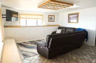 588 W Raspberry Patch Rd, Garden City, UT 84028 - Photo 36