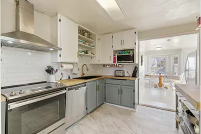 326 N 800 W, Orem, UT 84057 - Photo 10