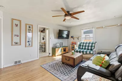 326 N 800 W, Orem, UT 84057 - Photo 4