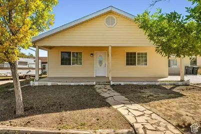149 S 100 E, Enterprise, UT 84725 - Photo 2