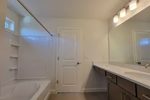 6720 S Galde Creek Dr W, West Jordan, UT 84081 - Photo 12