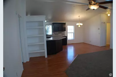 1183 W Parkway Ln S, West Valley, UT 84119 - Photo 8