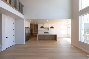 691 W Eaglecrest Cir, Elk Ridge, UT 84651 - Photo 8