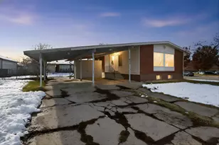 605 E Lockwood Dr N, Ogden, UT 84404 - Photo 2