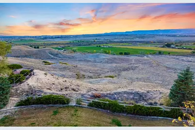 2267 Sego Lily Dr, Wellington, UT 84542 - Photo 38