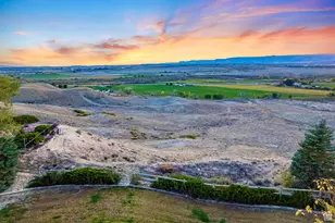 2267 Sego Lily Dr, Wellington, UT 84542 - Photo 38