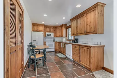 1303 W 600 S, Provo, UT 84601 - Photo 46