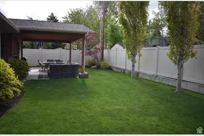 2110 E Lonsdale Dr, Cottonwood Heights, UT 84121 - Photo 60
