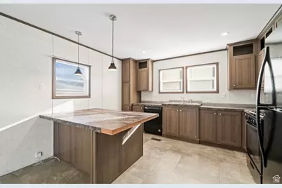 931 N 500 E, Ogden, UT 84404 - Photo 4