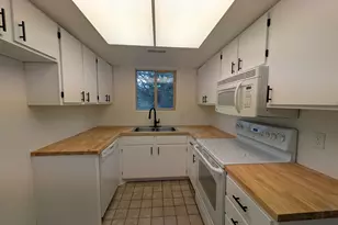 955 E Creekhill Ln, Midvale, UT 84047 - Photo 14