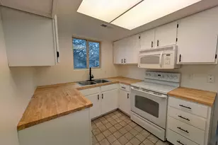 955 E Creekhill Ln, Midvale, UT 84047 - Photo 6