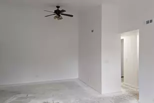 955 E Creekhill Ln, Midvale, UT 84047 - Photo 4