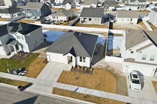 1573 E Lynx Ln, Eagle Mountain, UT 84005 - Photo 2