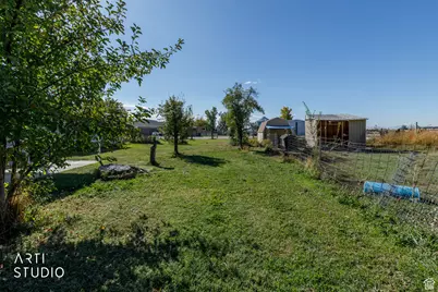 5801 S 7100 W, Hooper, UT 84315 - Photo 44