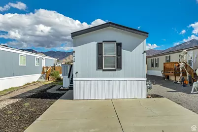 1618 N 210 E, Tooele, UT 84074 - Photo 2