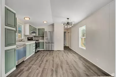 1618 N 210 E, Tooele, UT 84074 - Photo 8