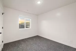 1558 S White Sage Dr, Santaquin, UT 84655 - Photo 12