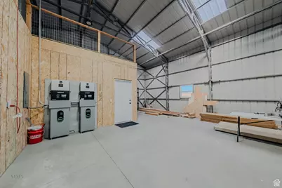 235 S Copper Rd, Kanab, UT 84741 - Photo 14