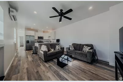 235 S Copper Rd, Kanab, UT 84741 - Photo 2