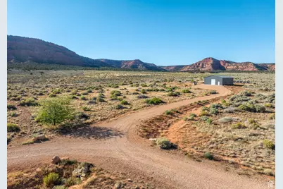 235 S Copper Rd, Kanab, UT 84741 - Photo 22