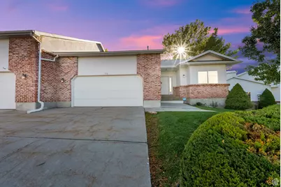 524 S Oak Ln W #3, Tooele, UT 84074 - Photo 4