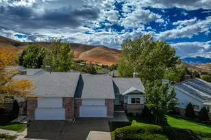 524 S Oak Ln W, Tooele, UT 84074 - Photo 2