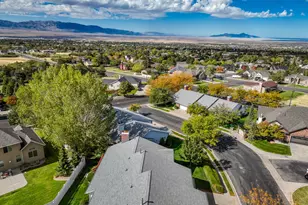 524 S Oak Ln W, Tooele, UT 84074 - Photo 30