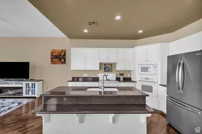 2034 W Sunstar Cir, Saint George, UT 84790 - Photo 8