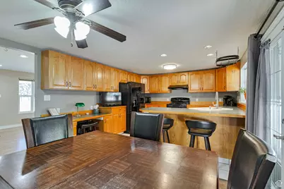 389 W 2575 N, Sunset, UT 84015 - Photo 10