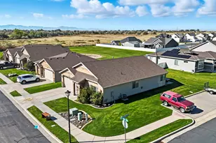 3468 N Larkspur Ln W, Plain City, UT 84404 - Photo 10
