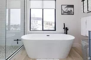 649 N Lochwood Dr, Garden City, UT 84028 - Photo 42