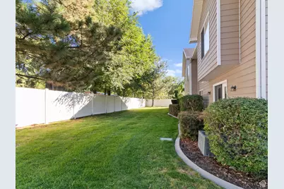 362 E 800 N #1, Orem, UT 84057 - Photo 16