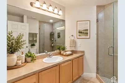 362 E 800 N #1, Orem, UT 84057 - Photo 10