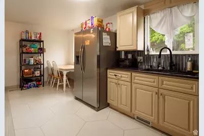 6954 S 85 E, Midvale, UT 84047 - Photo 10