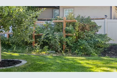 821 S 525 E, River Heights, UT 84321 - Photo 40