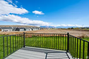 8048 N Clydesdale Dr, Eagle Mountain, UT 84005 - Photo 32