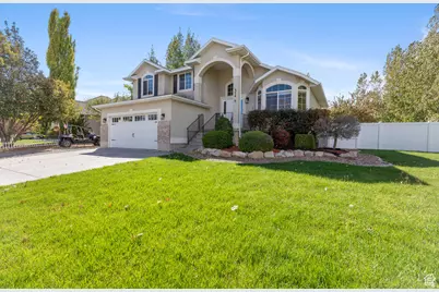 374 S Davenport Dr E, Grantsville, UT 84029 - Photo 1