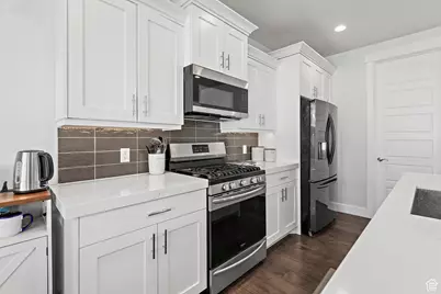 14226 S Bella Vea Dr W, Herriman, UT 84096 - Photo 10