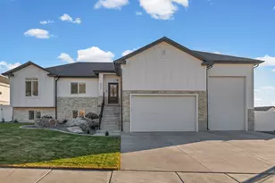 1023 W 3350 N, Pleasant View, UT 84414 - Photo 1