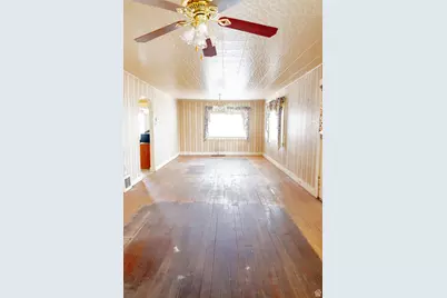 141 W 100 N, East Carbon, UT 84520 - Photo 6