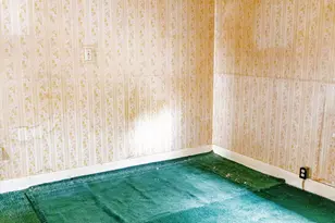 141 W 100 N, East Carbon, UT 84520 - Photo 20