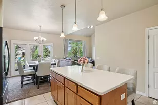 2218 W MacKay Ln, Taylorsville, UT 84129 - Photo 12