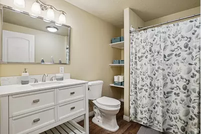 2218 W Mackay Ln, Taylorsville, UT 84129 - Photo 14