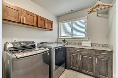 541 W Mountain Ridge Dr, Saratoga Springs, UT 84045 - Photo 36