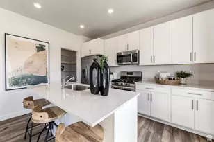 2011 E Porcupine Dr N, Eagle Mountain, UT 84005 - Photo 4