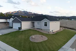 216 E 1500 N, Nephi, UT 84648 - Photo 2