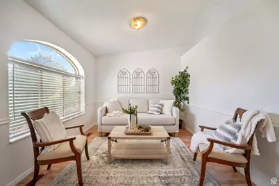 1161 E 200 N, Pleasant Grove, UT 84062 - Photo 4