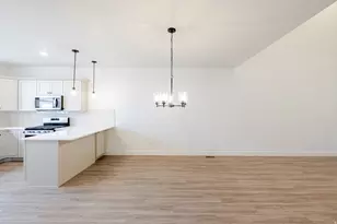 1491 W Skyline Dr, Saratoga Springs, UT 84045 - Photo 4