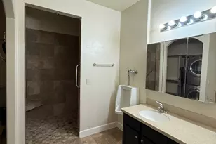 469 E Vine St, Murray, UT 84107 - Photo 14