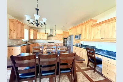 469 E Vine St, Murray, UT 84107 - Photo 8